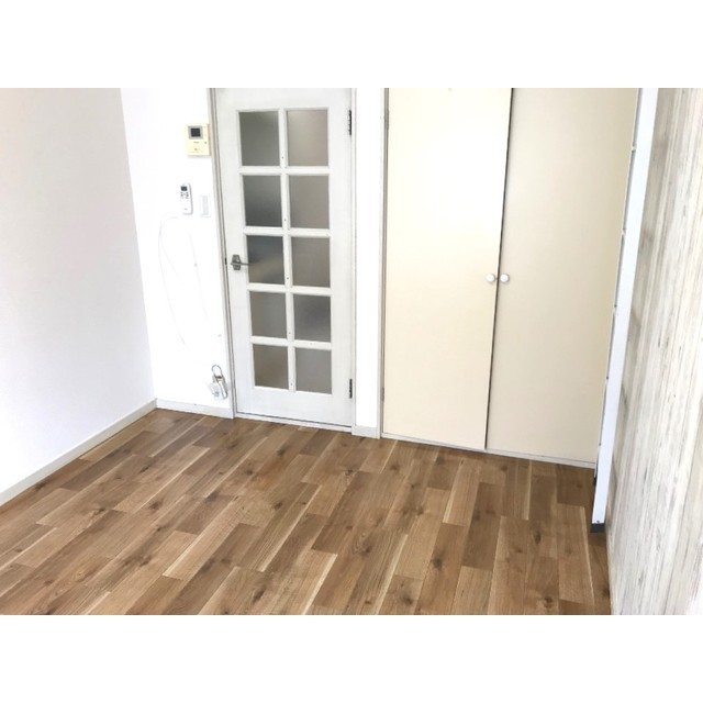 ジュネパレス平塚10205号室 リビング