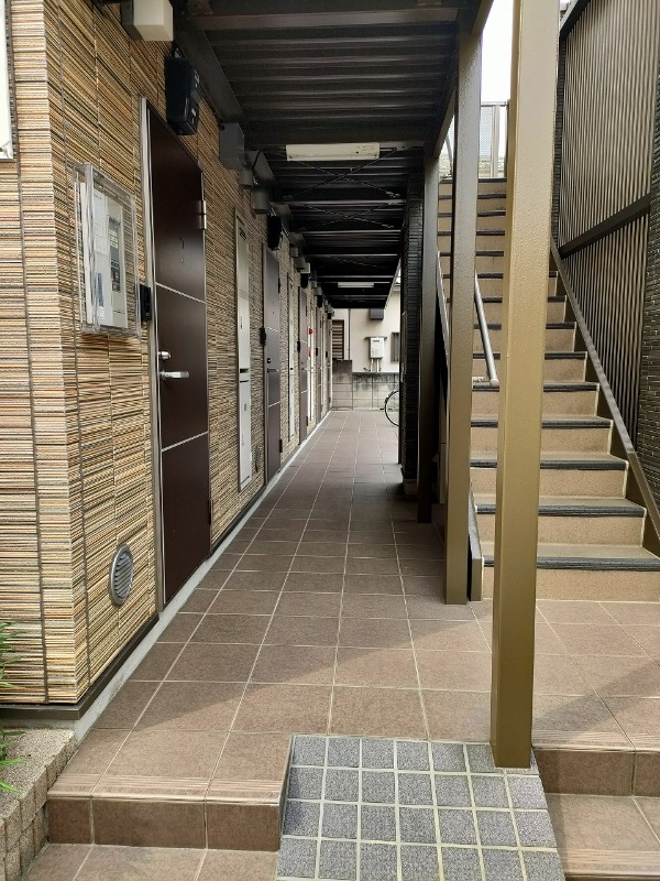 カーサーアオイＡ エントランス