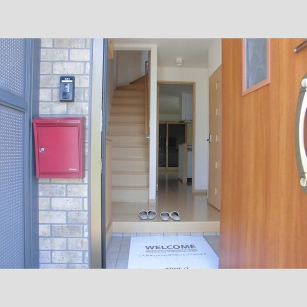 フレールⅠ東金町 玄関