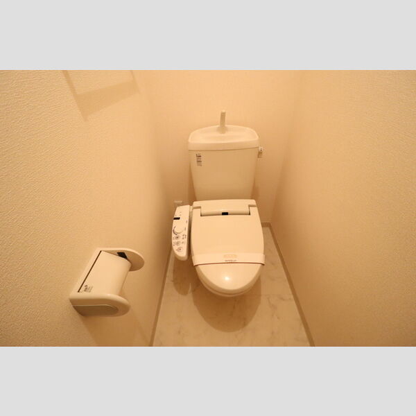 グランデュール55　B 温水洗浄暖房便座