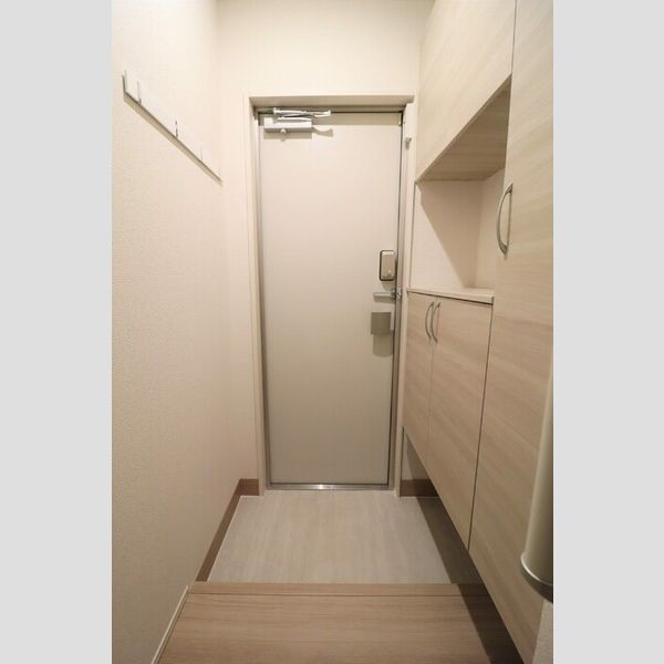 ジラソーレ201号室 玄関