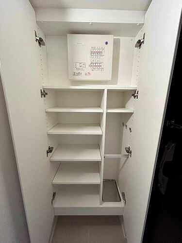 クレアホームズフラン東京三ノ輪２ 収納