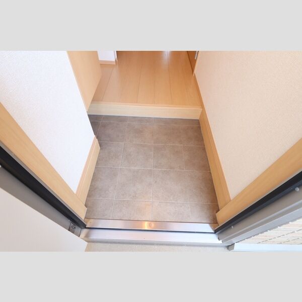 グランドソレーユBABA　Ⅲ105号室 玄関