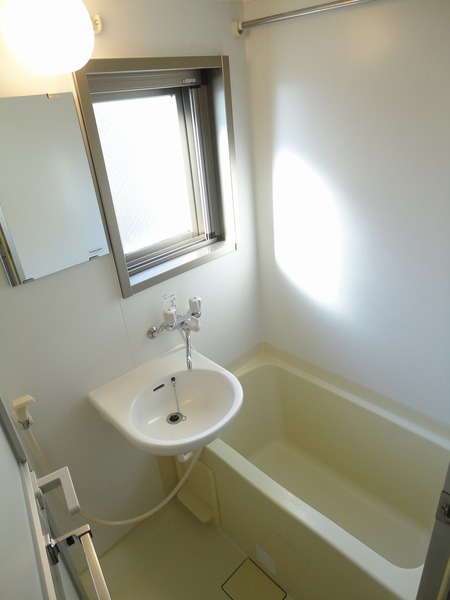 ＦＯＲＴＩＳ404号室 お風呂