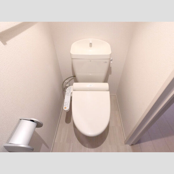 シャルム上野毛 201号室トイレ