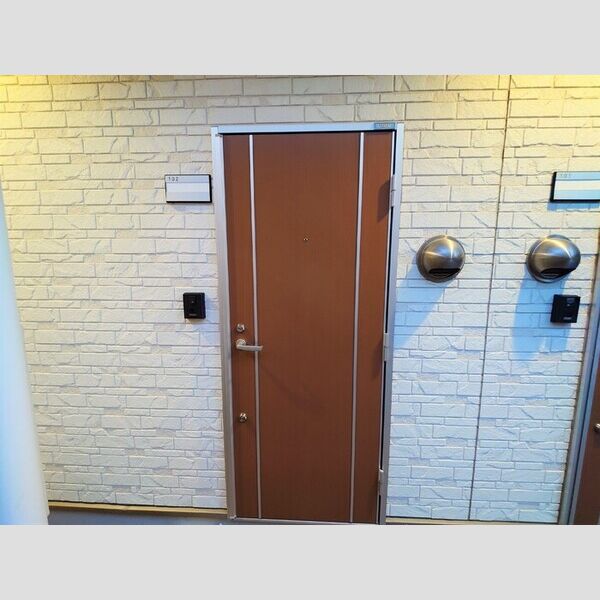 ウイング矢川 玄関表