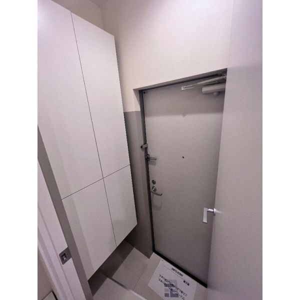 スヴァートブルン1E号室 玄関