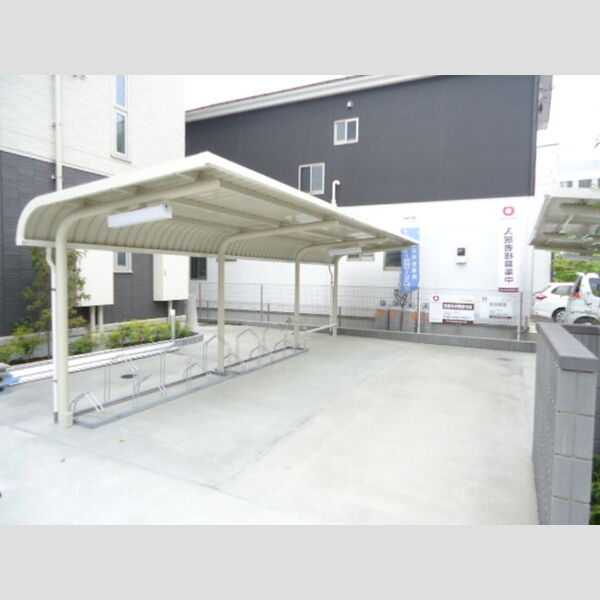 リブラ 駐輪場