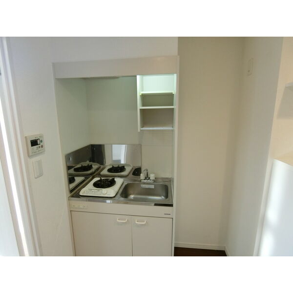 ラ・エテルノ大島ウーノ キッチン