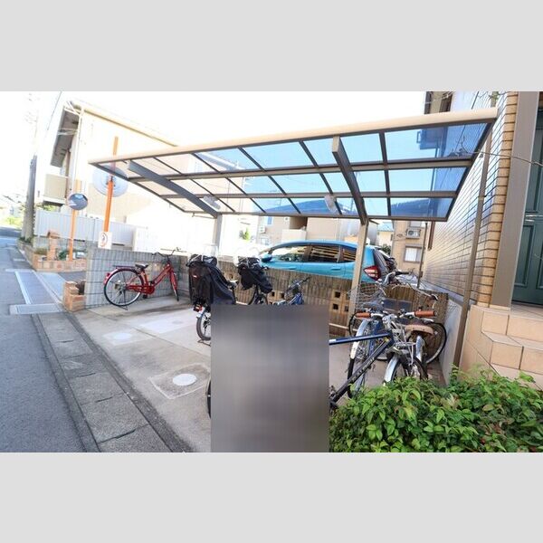 ベアーレ　B 駐輪場