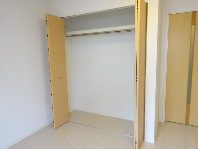 パークハイム江北101号室 クローゼット