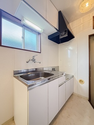 シモンズ栗木台1階 キッチン