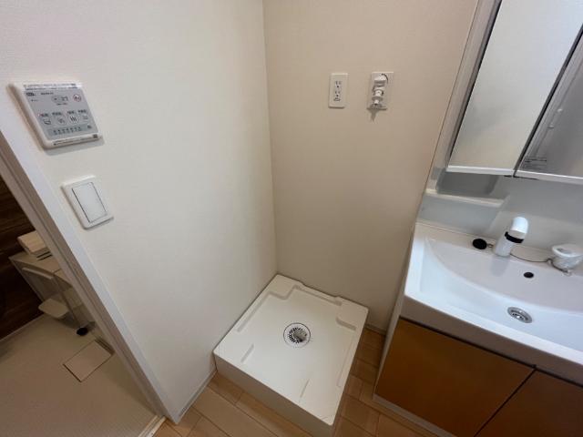 ヴォーグ205号室 洗濯機置場