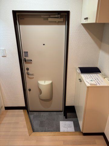 ブルーシャトー0102号室 玄関