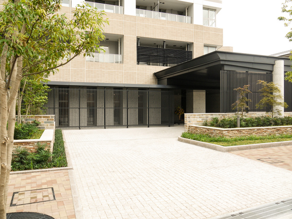 ザ・パークハウス西新宿タワー602106号室 エントランス