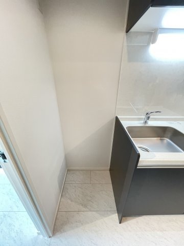 スカイコートグレース世田谷弦巻301号室 冷蔵庫置き場