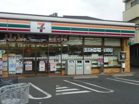 カジオネディガーラ浦和第一 【コンビニエンスストア】セブンイレブン 川口在家町店まで191ｍ