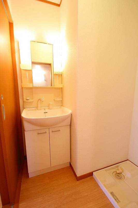 Ｆｉｏｒｅ　由季1階 部屋その他