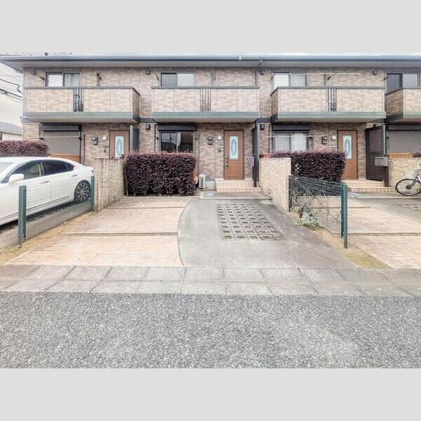 ブエナスエルテ　Ⅰ 駐車場