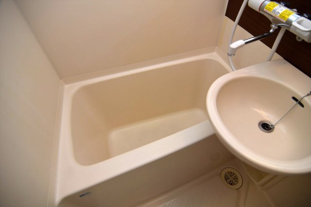 シャルール浅間町2D号室 お風呂
