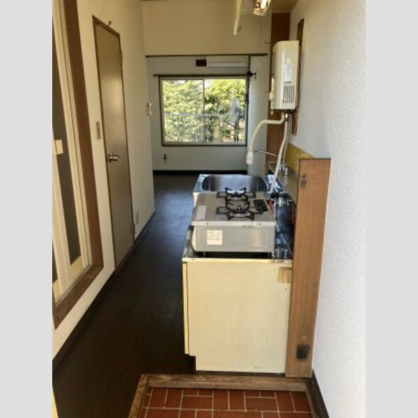 ボワリシュ戸吹 玄関