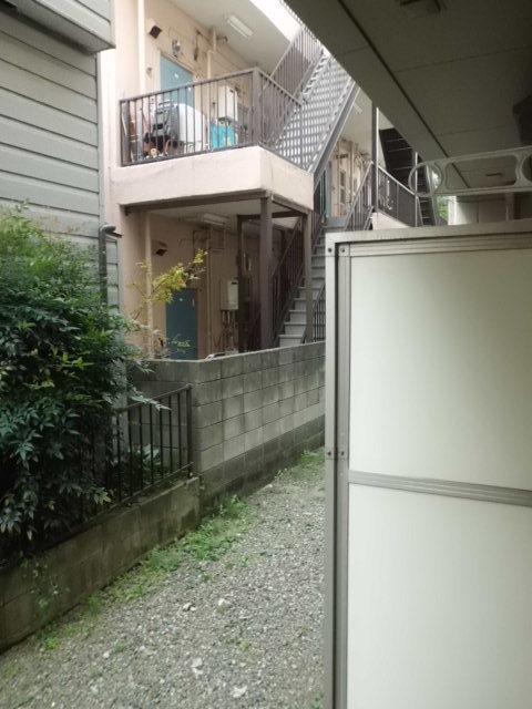 シャーロックホームズ横浜0103号室 バルコニー