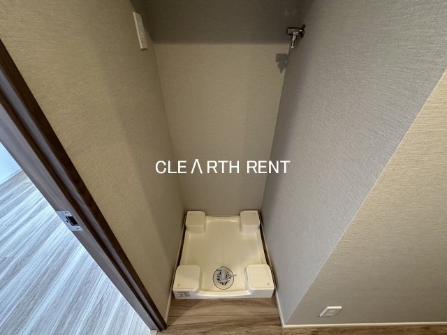 コンシェリア東京 ＜ＨＩＧＡＳＨＩＪＵＪＯ ＲＥＳＩＤＥＮＣＥ11階 洗濯機置き場