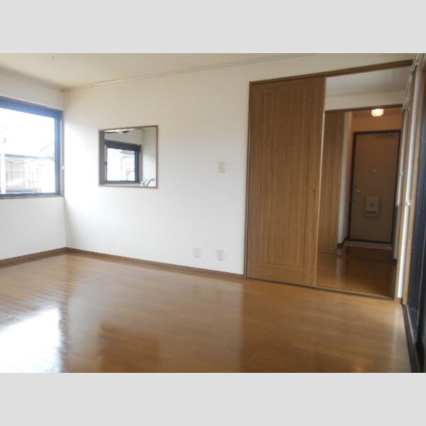 ソシア・エム リビング