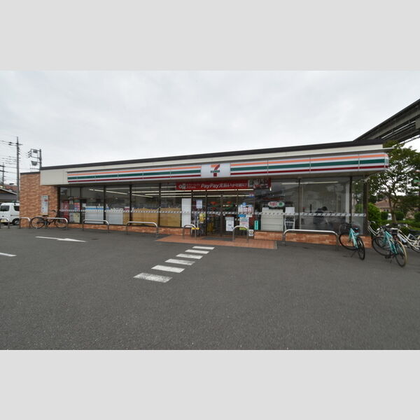 サンシェンロンK セブンイレブン日野税務署前店
