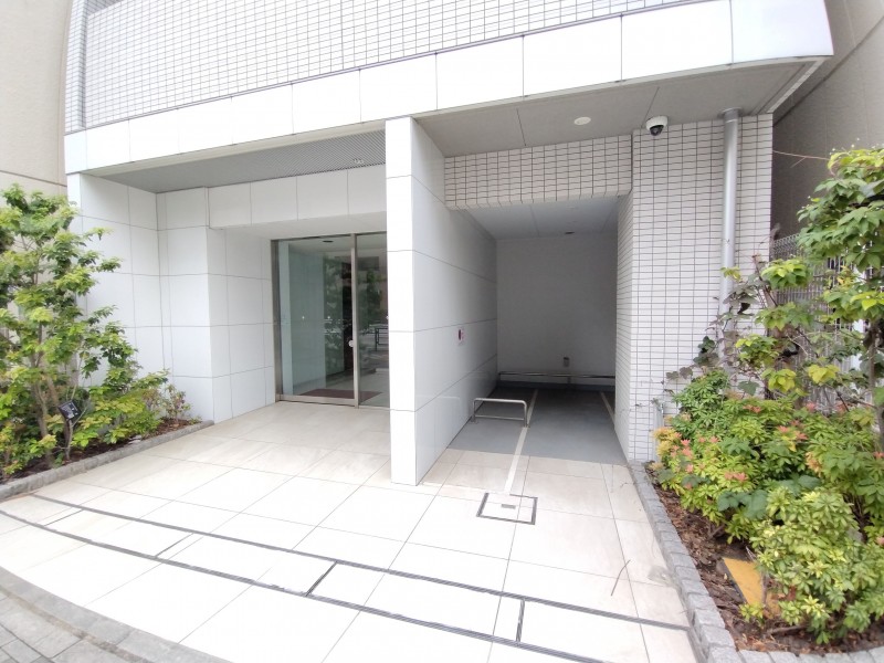 クレイシア上野松が谷 エントランス