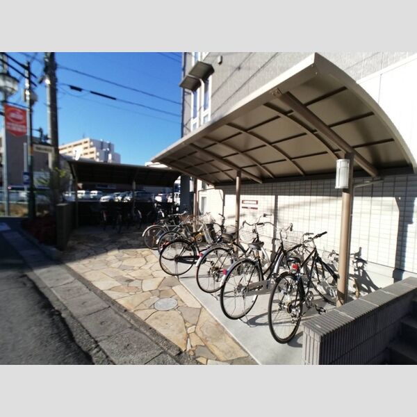 ガーデンソレイユ205号室 駐輪場