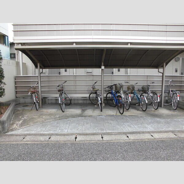 プレジール　Ⅲ 駐輪場