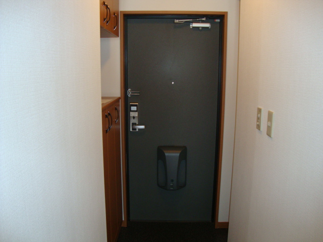 プリーマ泉の森 玄関