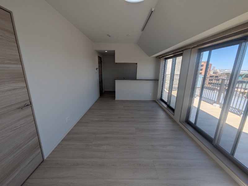 ジェノヴィア妙典Ⅱ6階 リビング