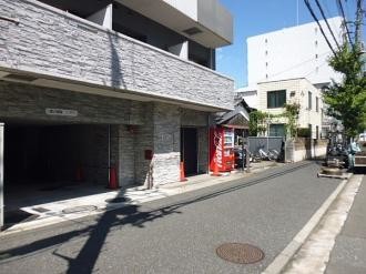 プレール・ドゥーク西横浜 駐車場