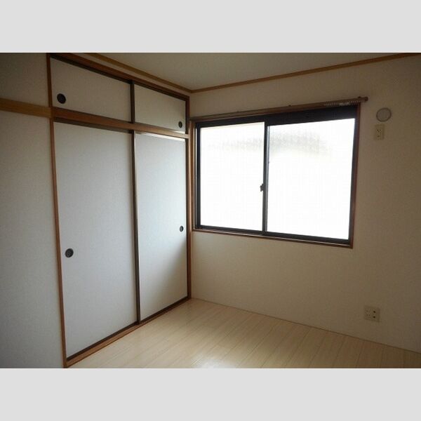 サニーコート久保田203号室 東側洋室