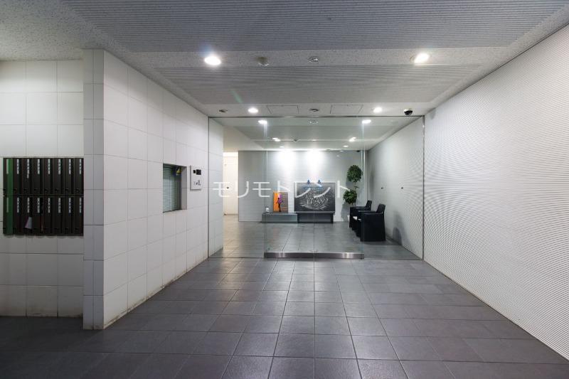 カスタリア鶴見3階 エントランスホール