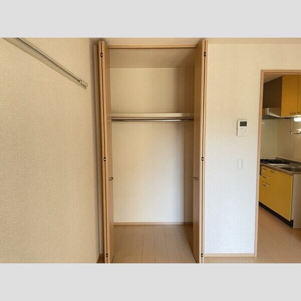 アピテ・プランシェ クローゼット