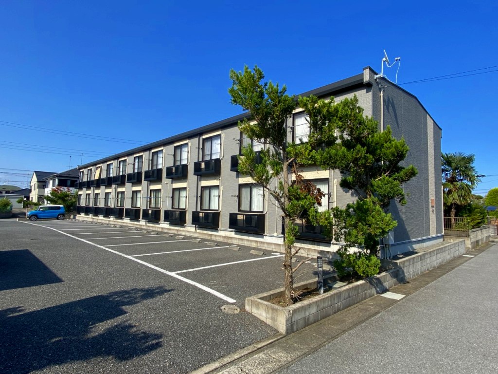 レオパレスタンポポの外観画像