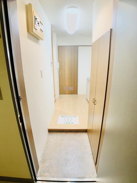 ヒルズガーデン2階 玄関