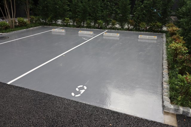 GENOVIA新子安0404号室 駐車場