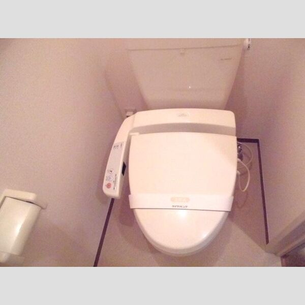 BRILLIANT　FLATS 温水洗浄暖房便座