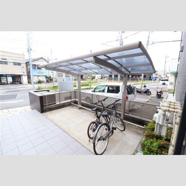 AGUSTA初石 駐輪場