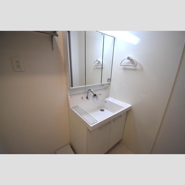 Dスクエア子安町103号室 洗髪洗面化粧台