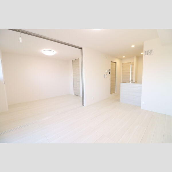 CLASSEUM桶川泉Ⅰ/Ⅱ　Ⅰ205号室 LDK