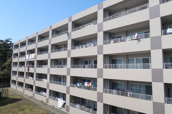 ブールヴァル舞岡 外観