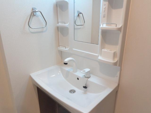 ブラン　メゾン 洗髪洗面化粧台