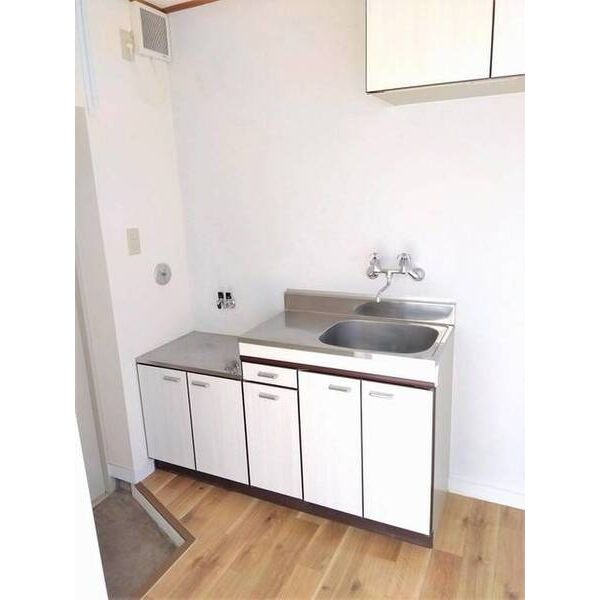 ホワイトハウスⅡ0303号室 キッチン