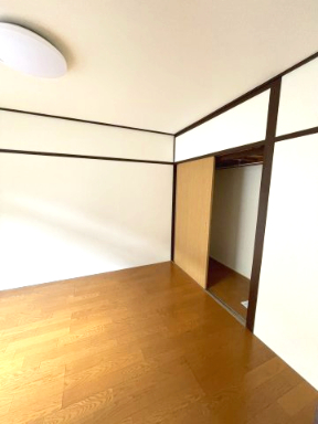 マンション三鈴102号室 収納