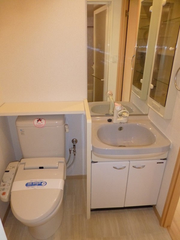 レジディア島津山4階 トイレ